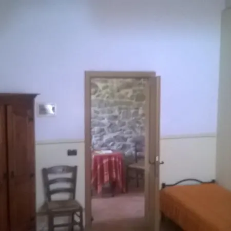 Di Campagna Bed & Breakfast *